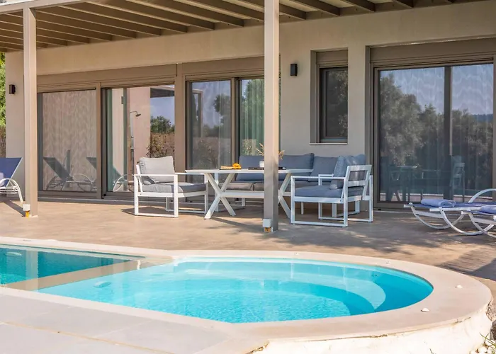 Averto Irene Rachi (Lefkada)